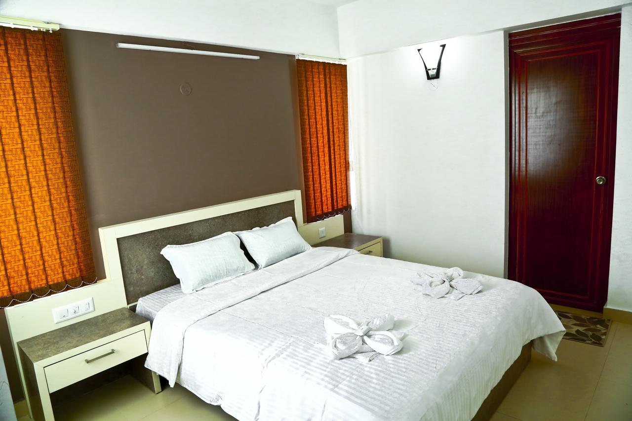 Traven Homes Infopark Kakkanad Corporate Suit Rooms Kochi Exterior foto
