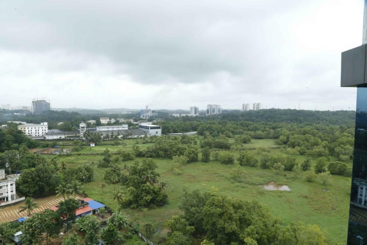 Traven Homes Infopark Kakkanad Corporate Suit Rooms Kochi Exterior foto