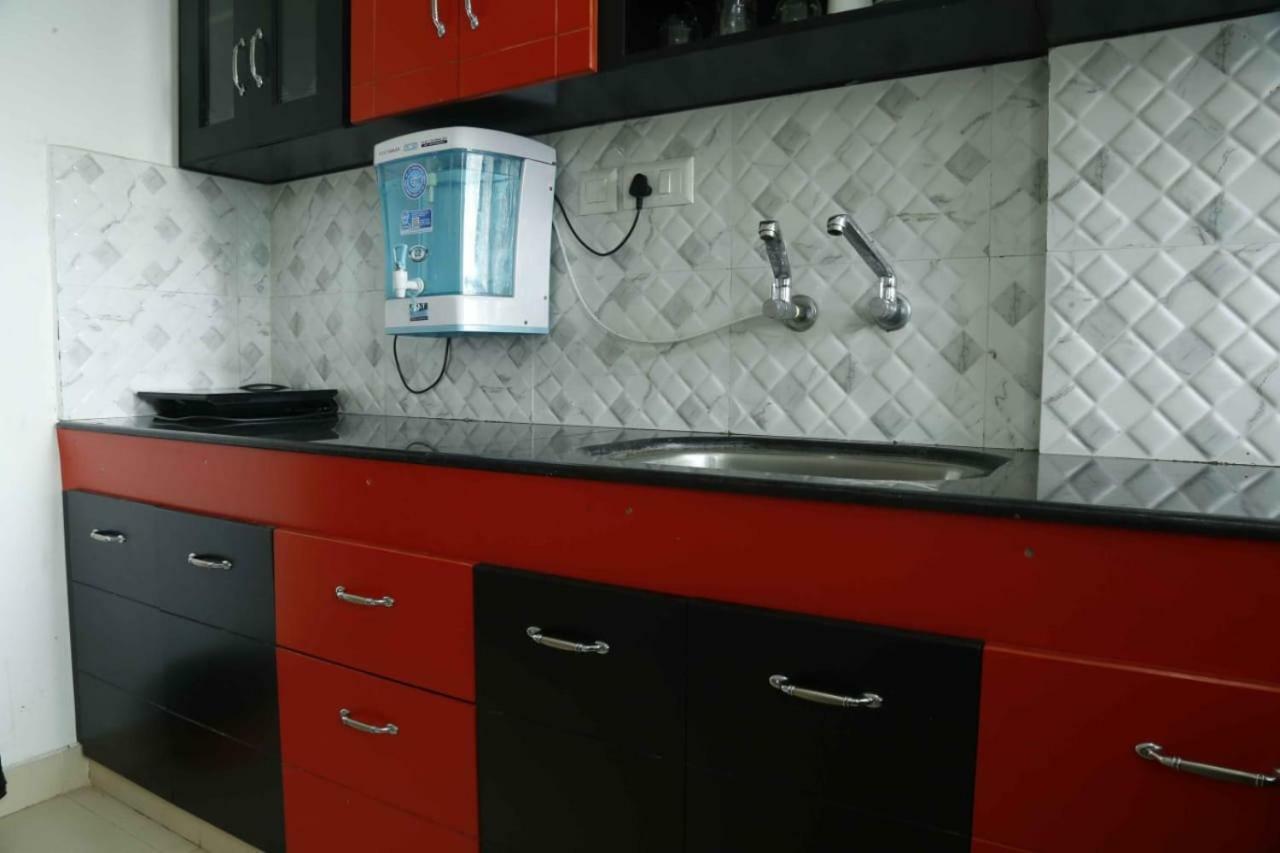 Traven Homes Infopark Kakkanad Corporate Suit Rooms Kochi Exterior foto
